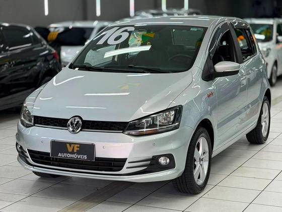 VOLKSWAGEN FOX 1.6 MI ROCK IN RIO 8V FLEX 4P MANUAL VOLKSWAGEN FOX 1.6 MI ROCK IN RIO 8V FLEX 4P MANUAL